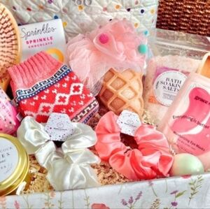 Teen Gift Box Service.